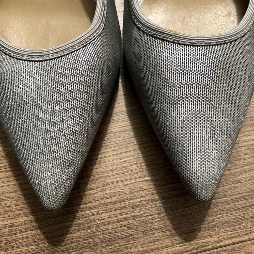 Donald J Pliner Silver Heels, Size 6 - Picture 5 of 5